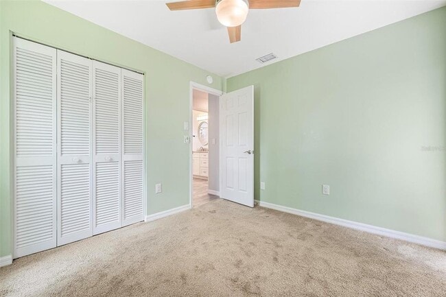 Building Photo - 1804 Oak View Dr