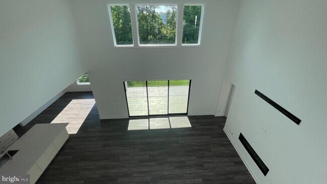 Building Photo - 24827 Yellow Poplar Pl