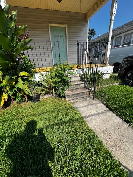 Primary Photo - 846 Lebeau St