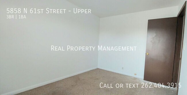 Building Photo - 5858 N 61st St