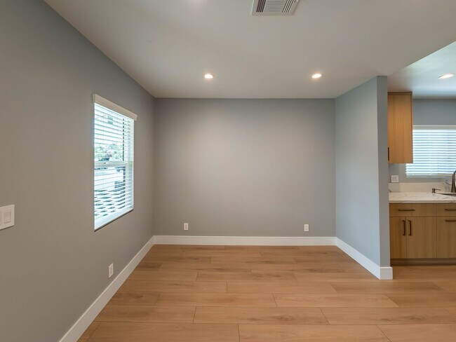 Building Photo - 6454 Gentry Ave