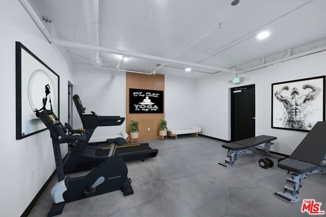 Building Photo - 14811 Erwin St