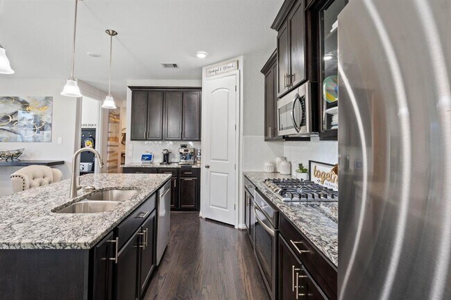Building Photo - 519 Carina Gaze Dr
