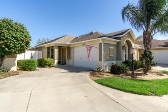 Building Photo - M3025 Bartow (VSNW/M10)