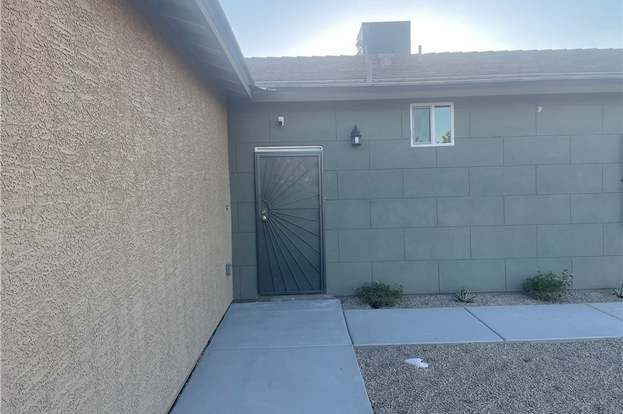 Building Photo - 4966 Andover Dr