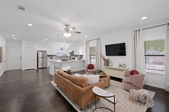 Building Photo - 12814 Idledale Dr