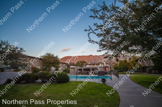 Building Photo - 200 Shadow Mountain Dr