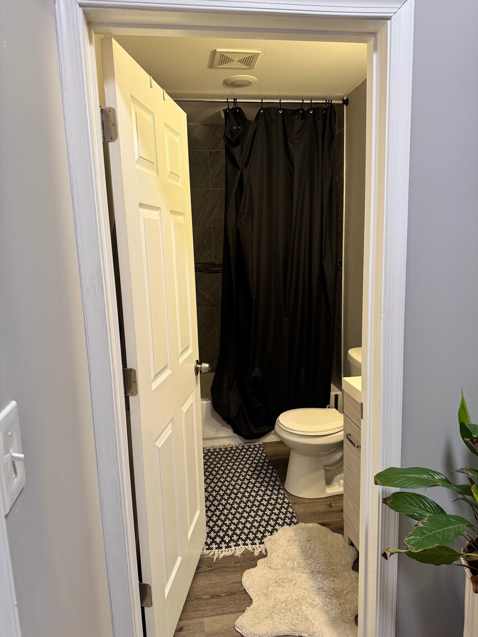 Building Photo - 515 Mosher St