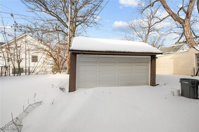 Building Photo - 2258 Northland Ave