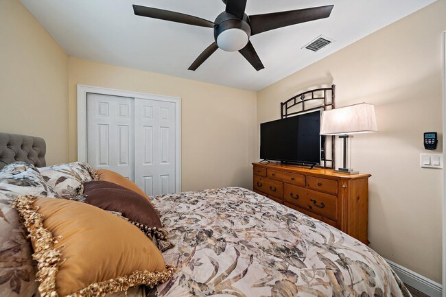 Building Photo - 4304 Hunting Trail