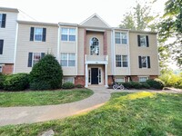 Building Photo - Villas At Southern Ridge Two Bedroom