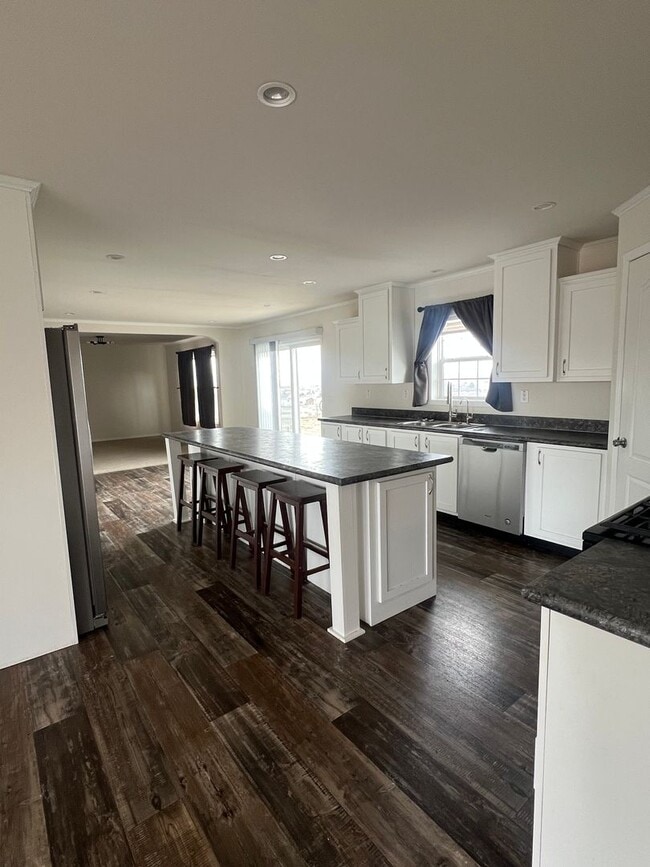 Building Photo - Horse Property