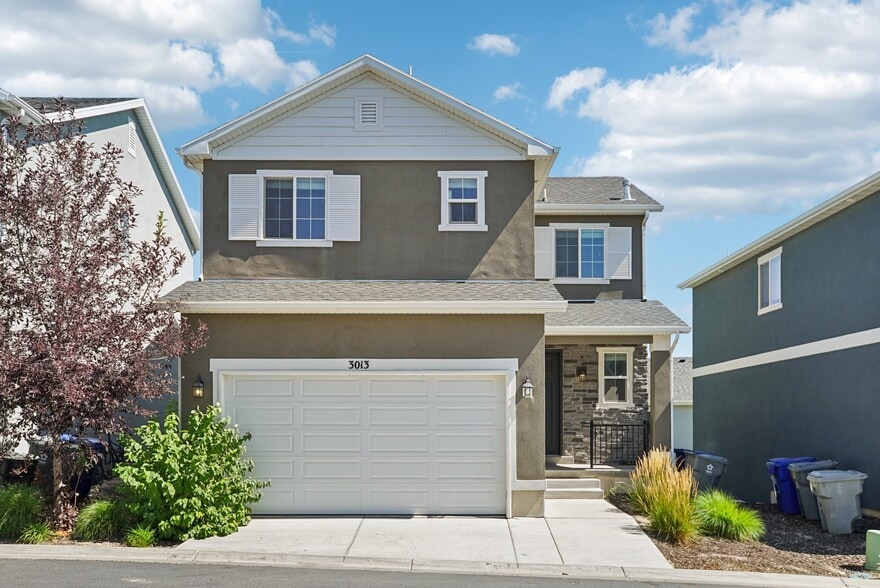 Building Photo - 3013 South Red Pine Drive