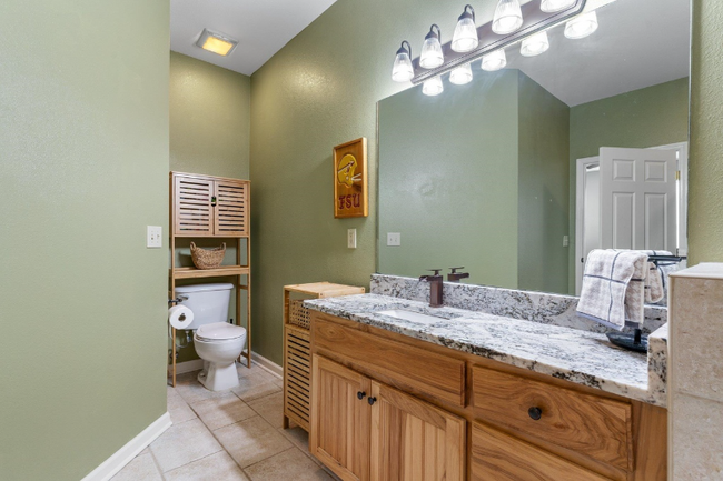 Building Photo - 10715 Sycamore Ridge Ln