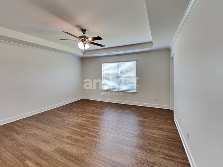 Building Photo - 5229 Lake Maxwell Dr