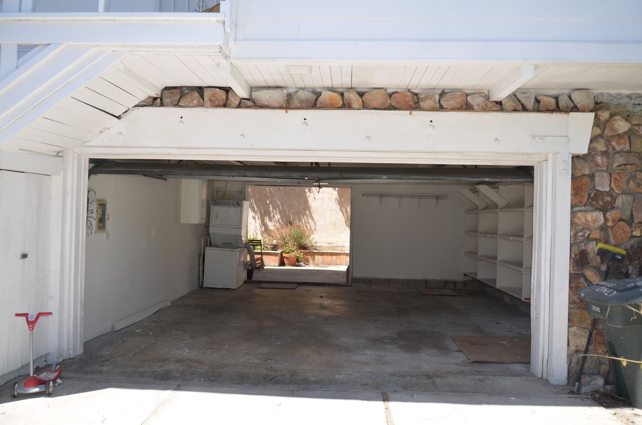 Building Photo - 4541 W 172nd St