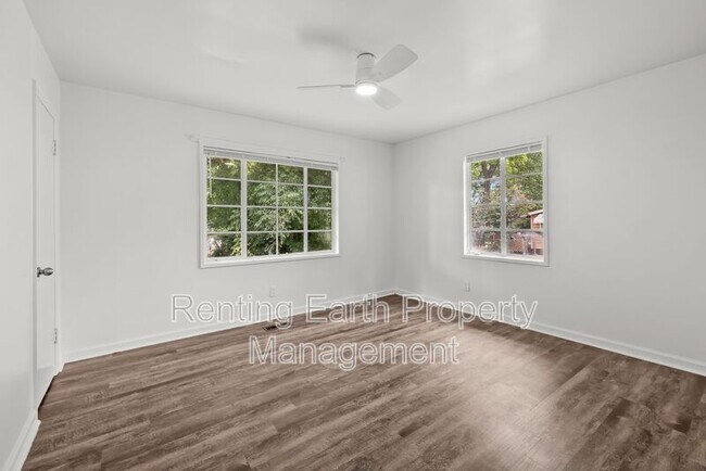 Building Photo - 2124 47th St Ensley