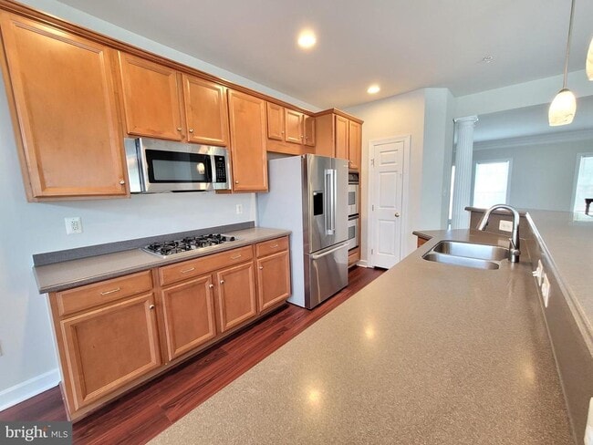 Building Photo - 3926 Shawfield Ln