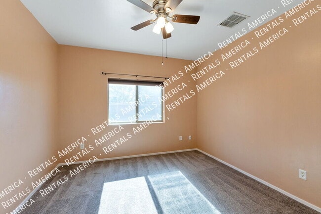 Building Photo - 568 E Painted Pueblo Dr