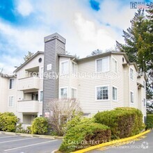 Building Photo - Cozy 3 Bedroom Apartment In Burien!