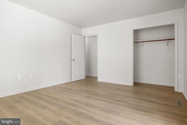 Building Photo - 6065 Eagles Nest Ln