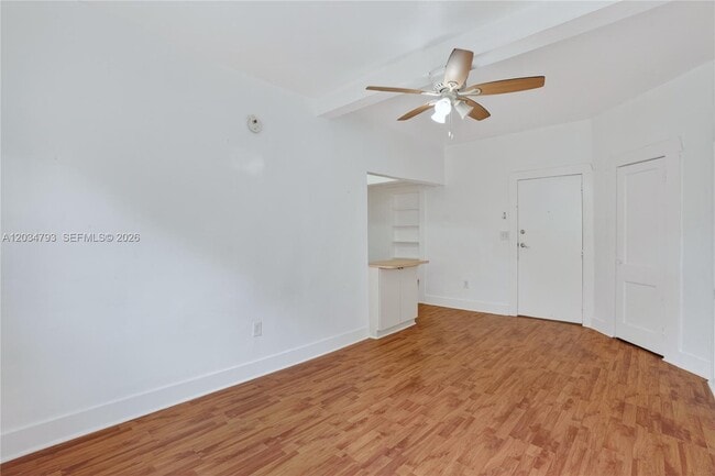 Building Photo - 3409 S Le Jeune Rd