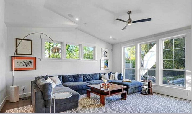 Building Photo - 230 Newcomb St