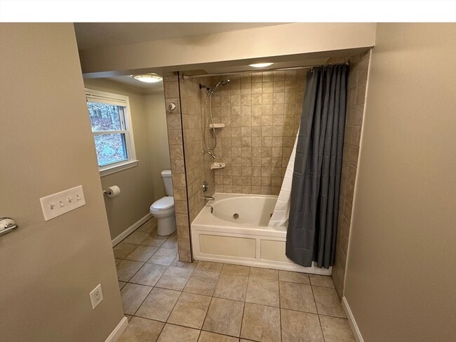 Building Photo - 359 Mansfield St