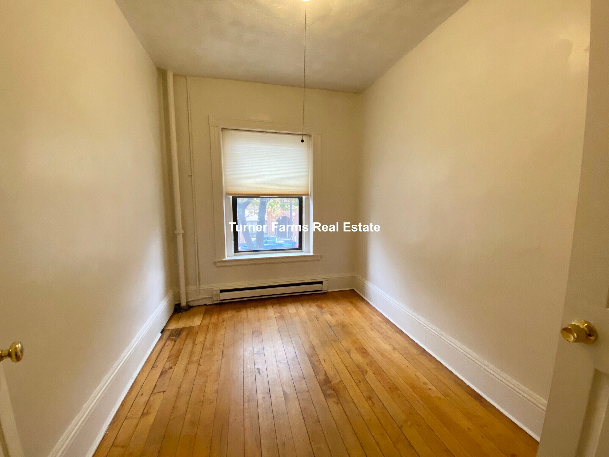 Building Photo - 614 Columbus Ave