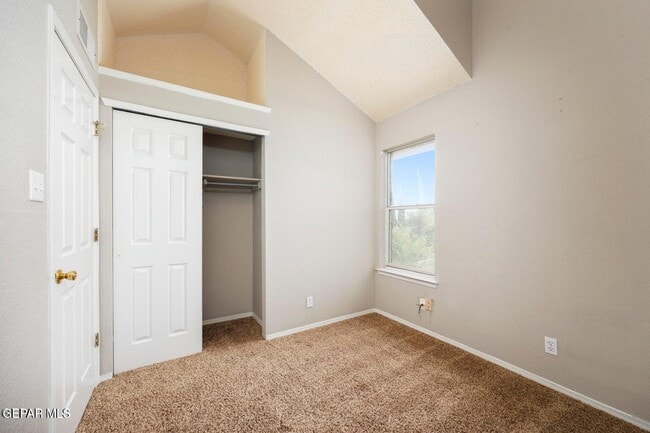 Building Photo - 4237 Loma Rosada Dr