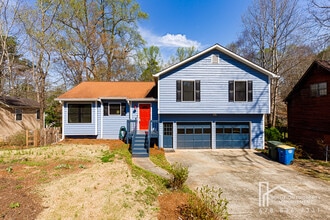 Building Photo - 6080 Stone Wood Dr NW