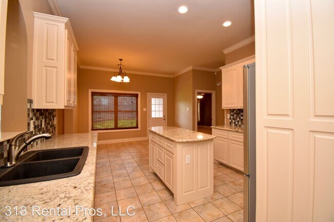 Building Photo - 3 br, 2 bath House - 119 Sarah Drive