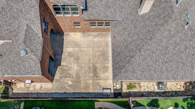 Building Photo - 2028 Sterling Trace Dr