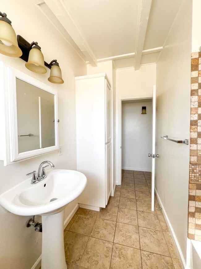 Building Photo - A 3 Bedroom 1 Bath Home with Guest House