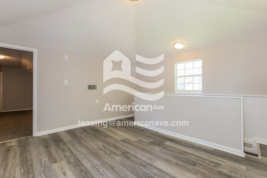 Building Photo - 2508 Marshall St