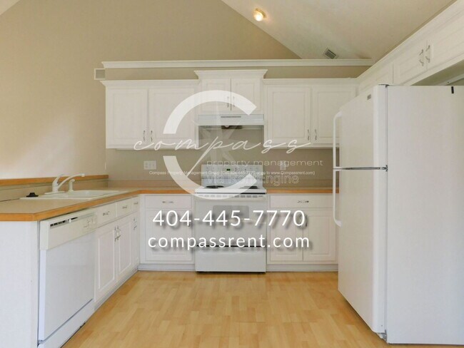 Building Photo - 428 Shadowbrooke Cir SW