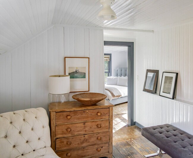 Building Photo - 93 Schellinger Rd