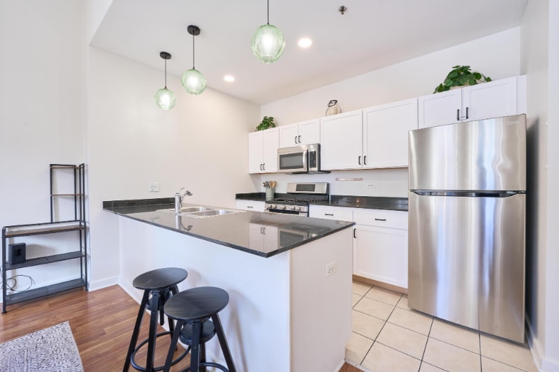 Building Photo - 5 N Wabash Ave