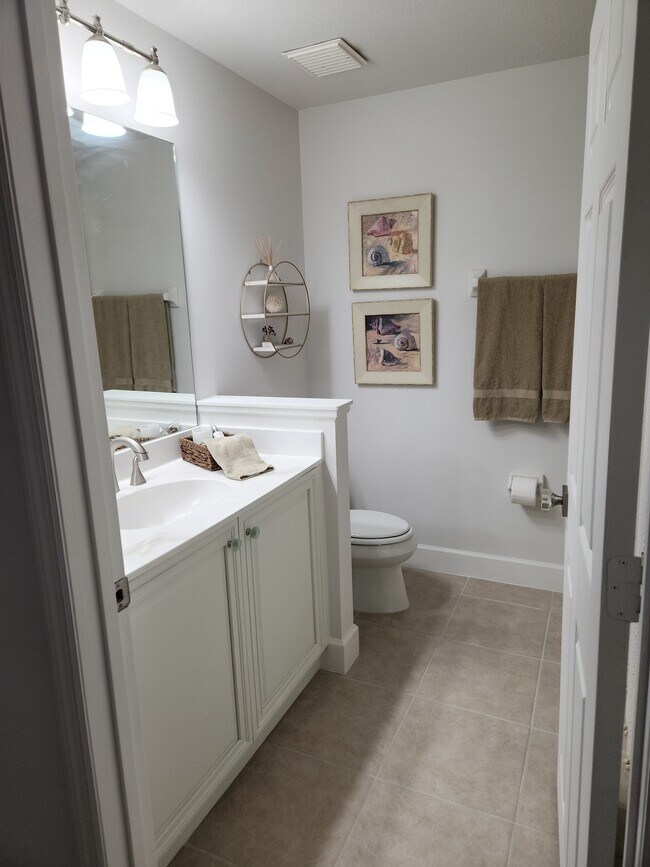 Building Photo - 17298 Acapulco Rd