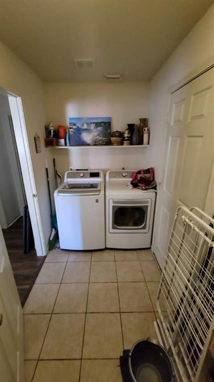 Building Photo - 3115 Lantern Bay Ln