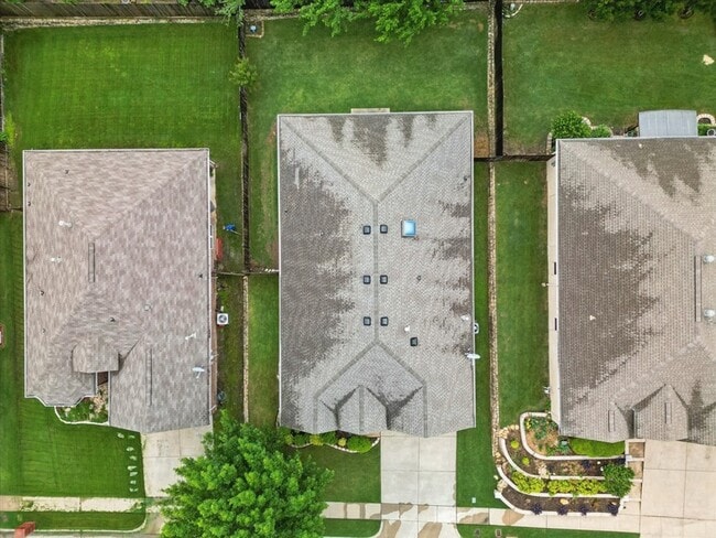 Building Photo - 4833 Heber Springs Trail