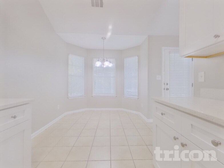 Building Photo - 1260 Wilkes Crest Dr NE