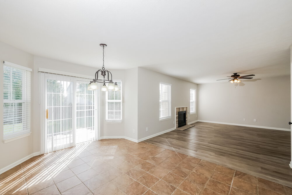 Building Photo - 8325 Bluestem Ln