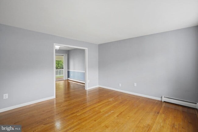 Building Photo - 4226 Evergreen Dr