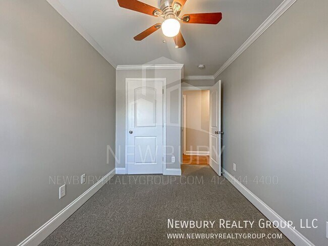 Building Photo - 305 San Juan Dr