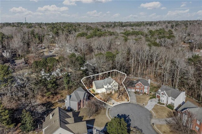 Building Photo - 812 Pinder Point Ct