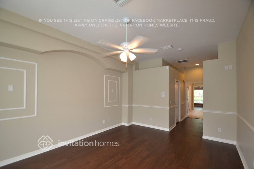 Building Photo - 13075 Peregrin Cir