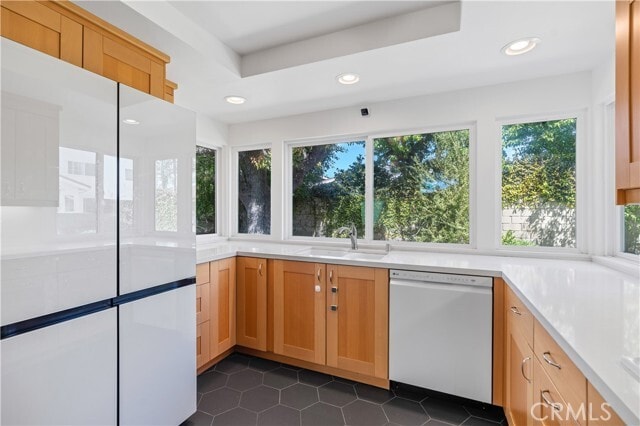 Building Photo - 3861 Fenley Dr