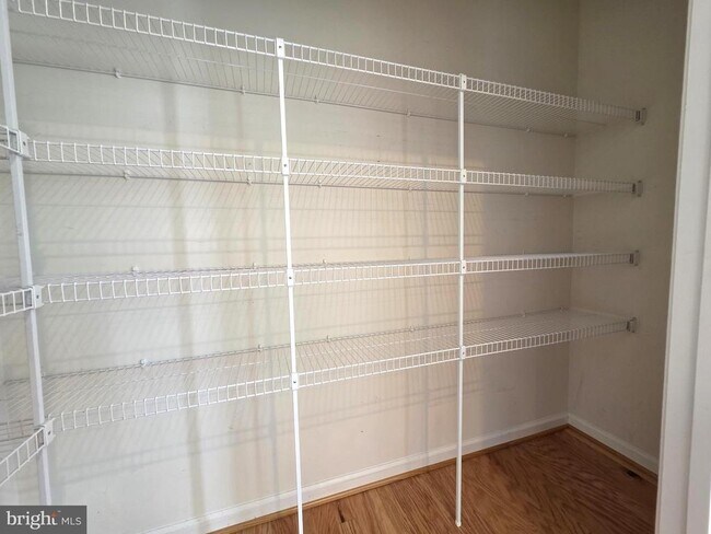 Building Photo - 12855 Clarksburg Square Rd