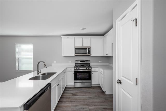 Building Photo - 7601 Bluebell Ln